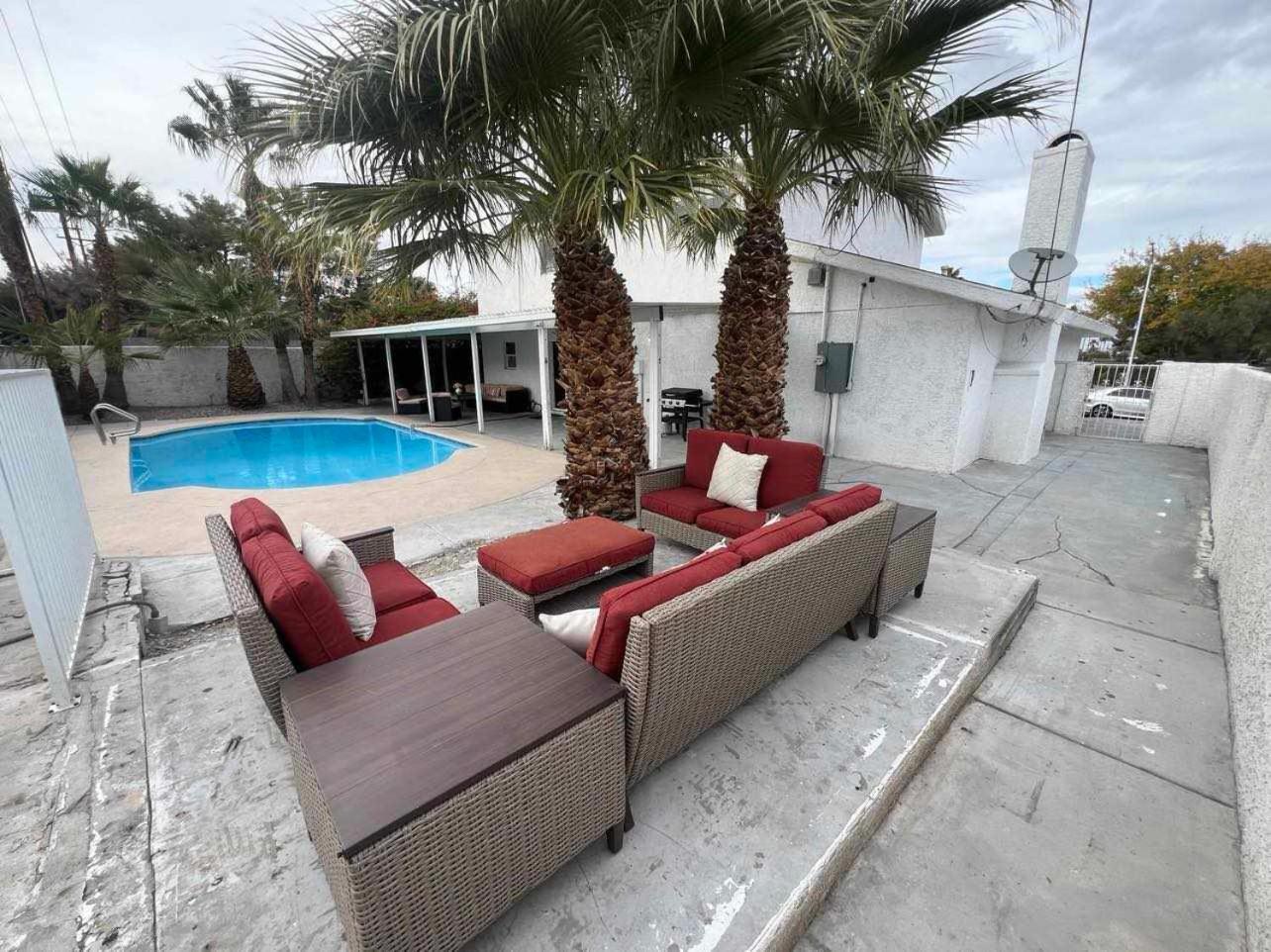 The Vegas Escape - Near The Airport/Strip With Pool Villa Las Vegas Exterior photo